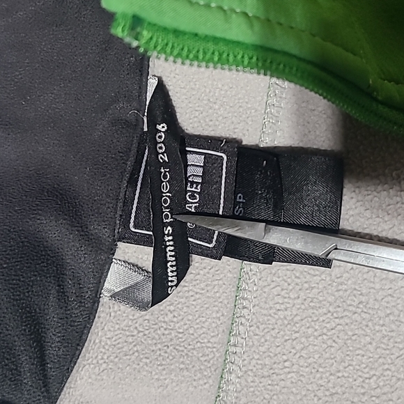 The North Face Womens Coat - Picture 3 of 11